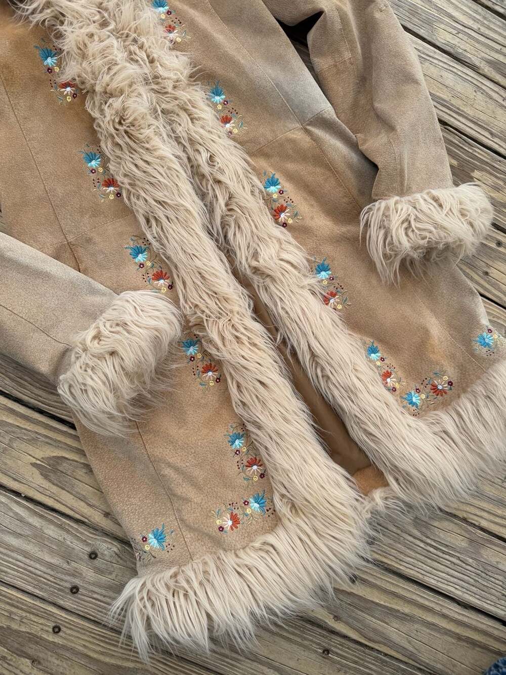 Wilsons Leather Maxima Suede Embroidered Faux Fur Trim Coat Size S - Picture 3 of 16